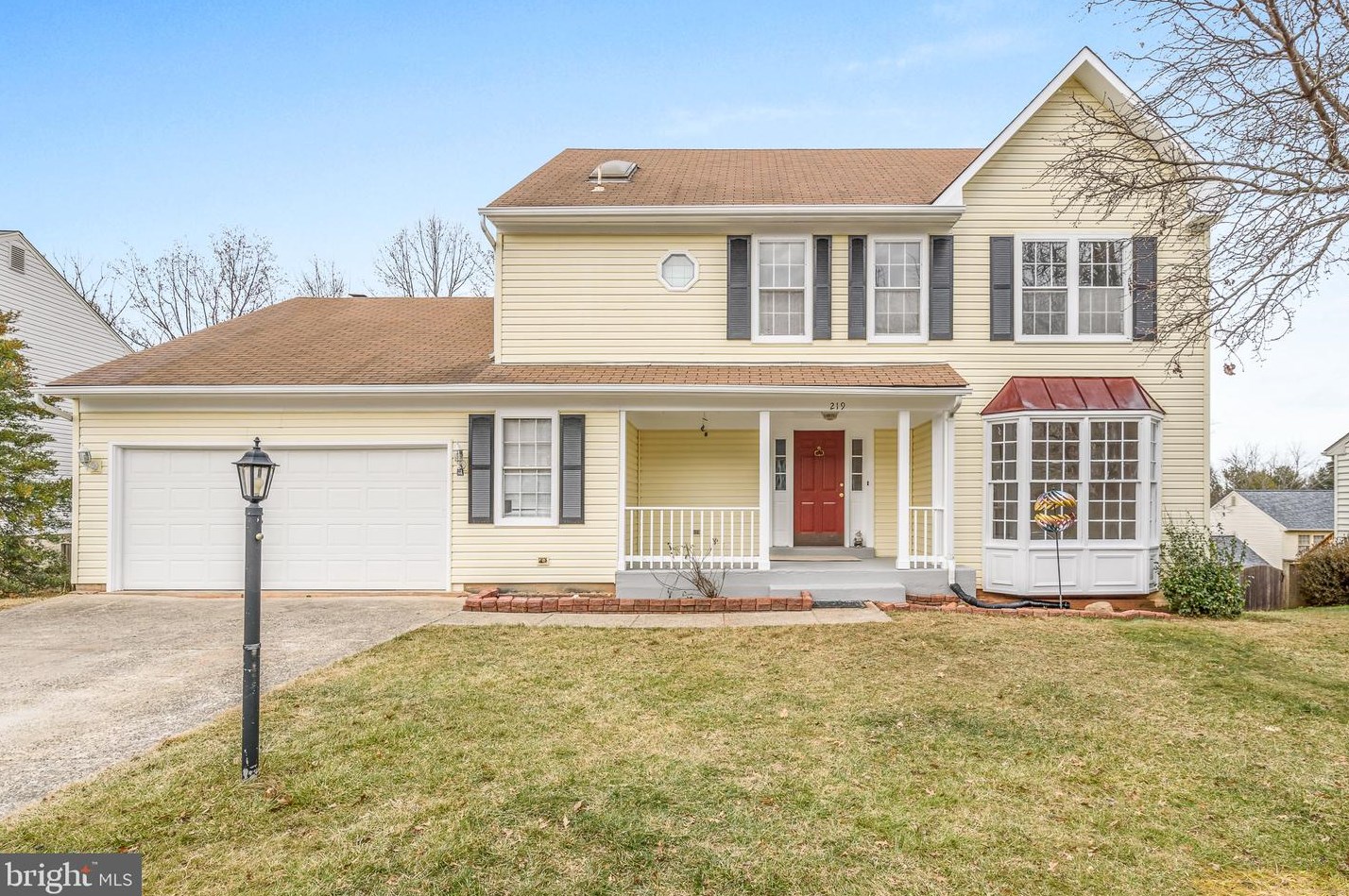 219 Primavera Cir, Dulles, VA 20165-5838