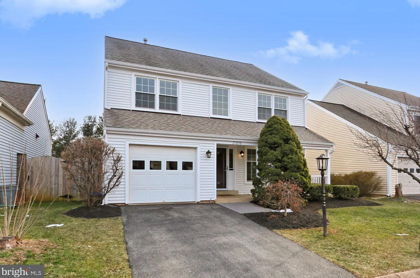 21038 Thoreau Ct, Dulles, VA 20164-2436