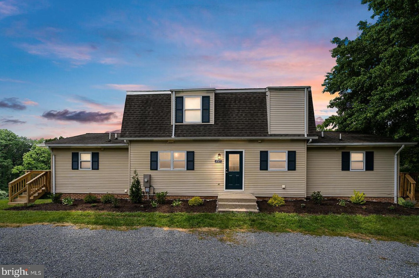 37577 Snickersville Turnpike, Purcellville, VA 20132