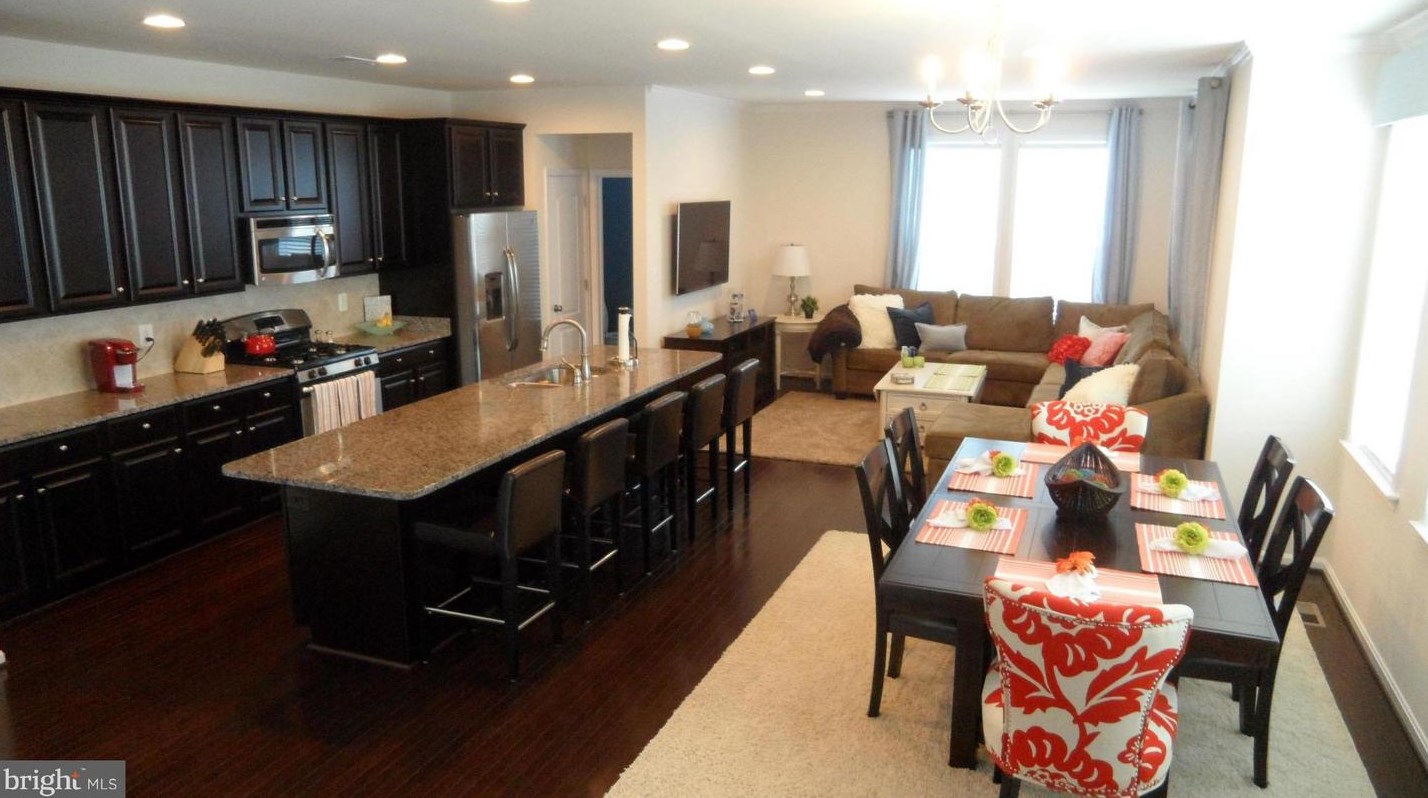 21785 Harroun Ter, Ashburn, VA 20147-6791