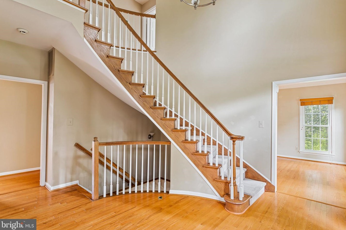 21195 Sweet Grass Way, Ashburn, VA 20147-5433