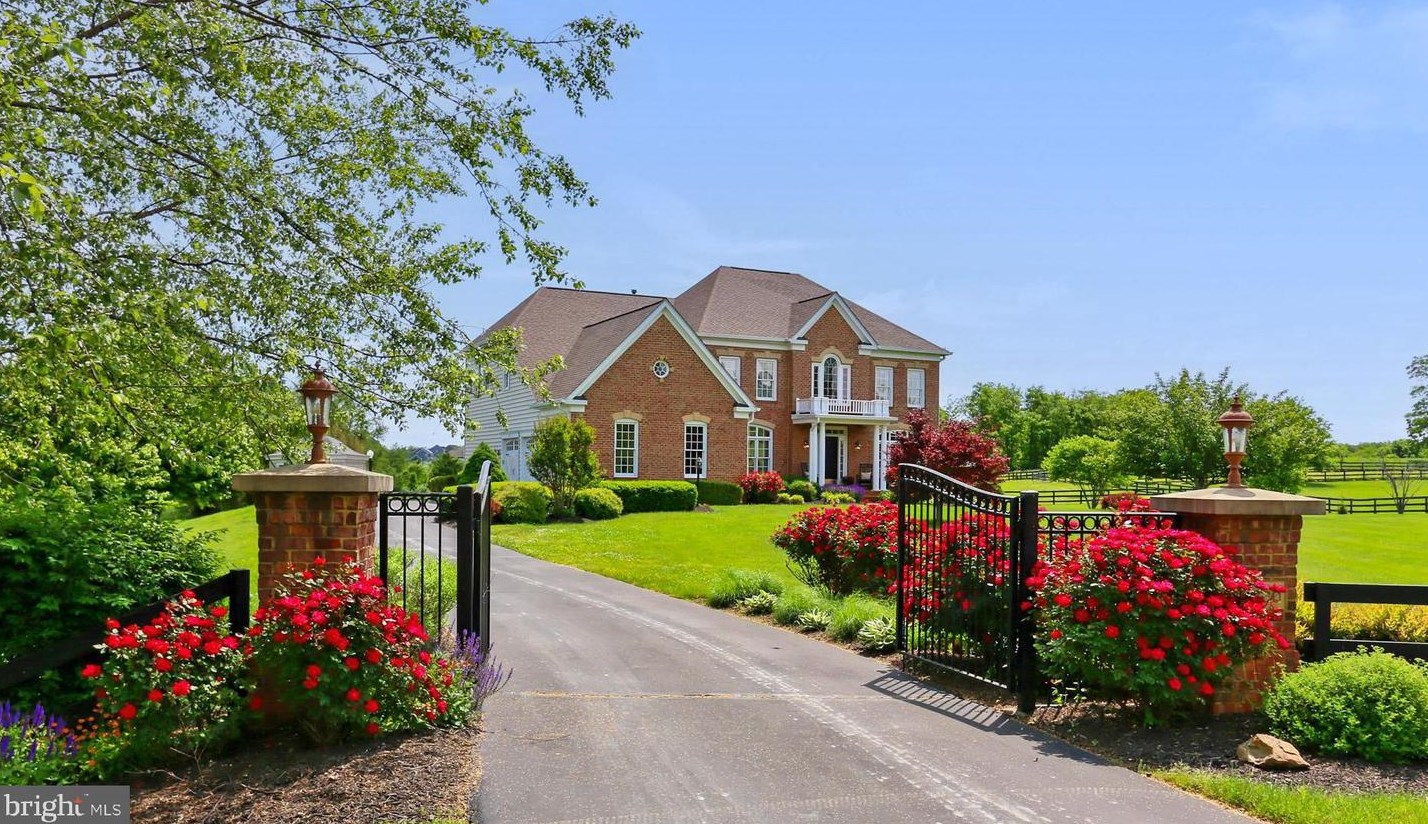 12760 Beebe Ct, Lovettsville, VA 20180