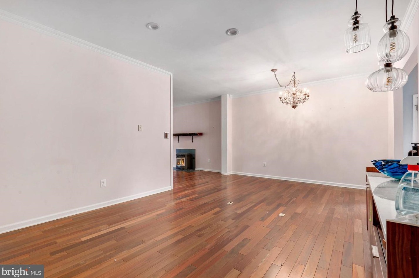 45455 Fellows St, Dulles VA  20165-2547 exterior