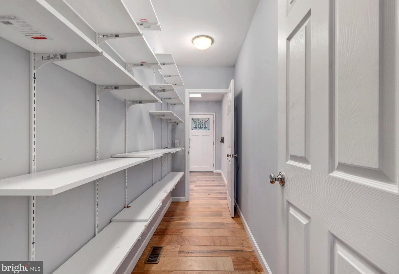 45455 Fellows St, Dulles VA  20165-2547 exterior