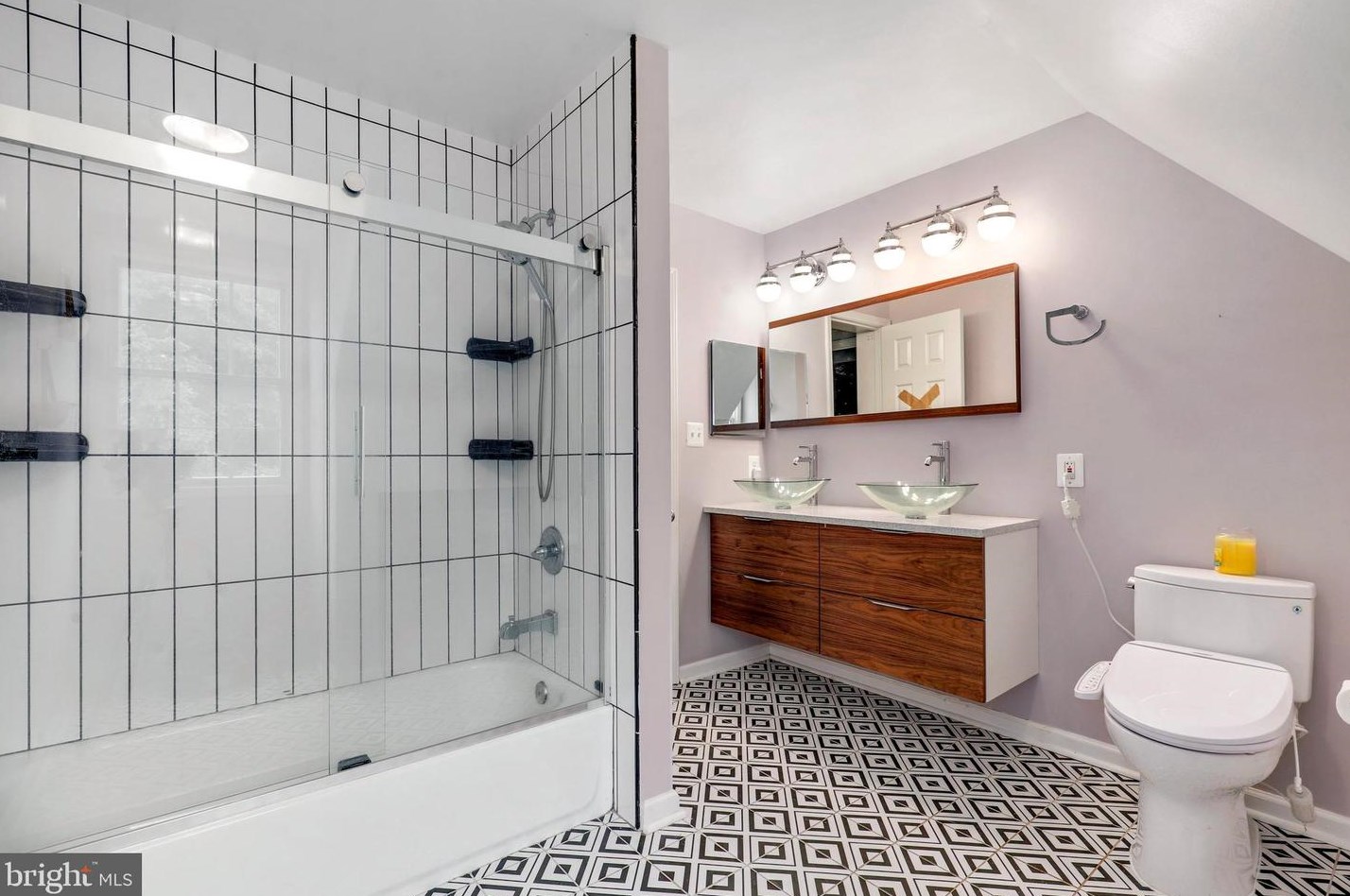 45455 Fellows St, Dulles VA  20165-2547 exterior