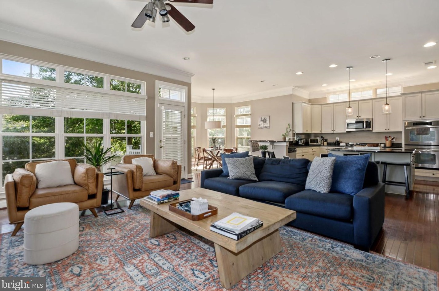 42795 Chatelain Cir, Ashburn, VA 20148-7273
