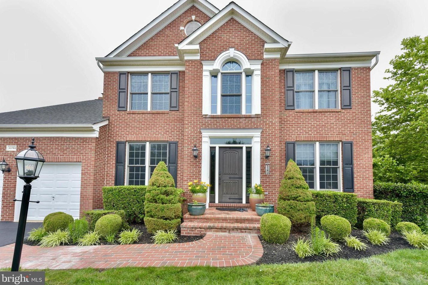 22760 Tucker Ln, Ashburn, VA 20148-6951