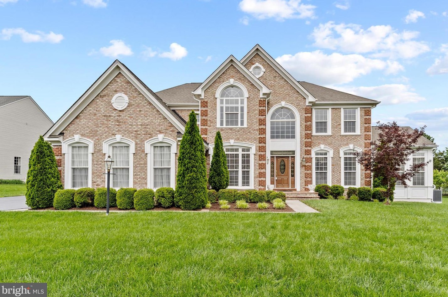 42356 Astors Beachwood Ct, Fairfax, VA 20152-4377