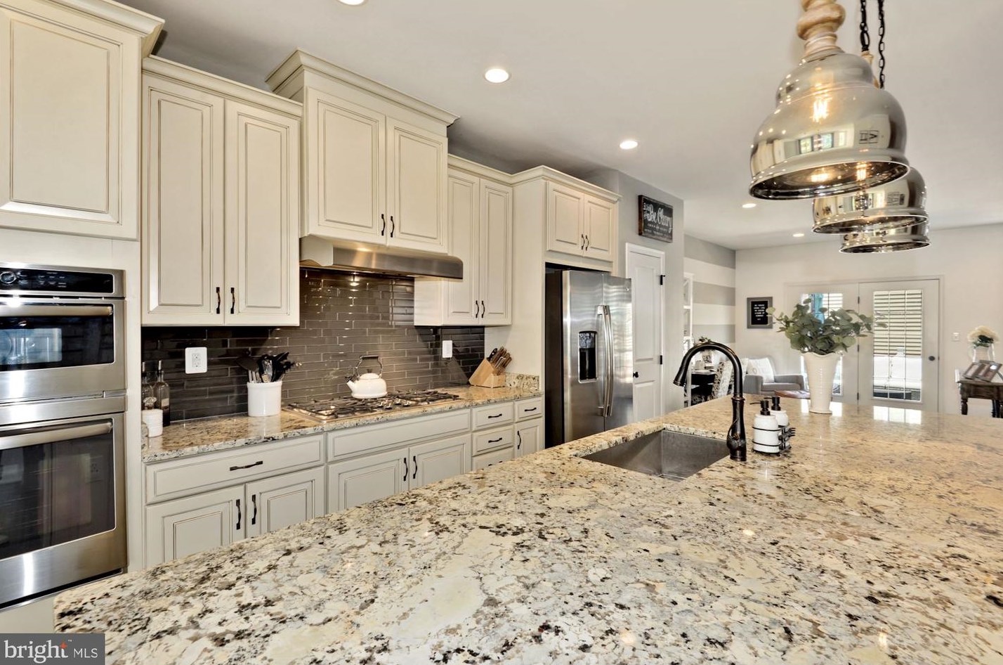 23419 Berkeley Meadows Dr, Ashburn, VA 20148-7464