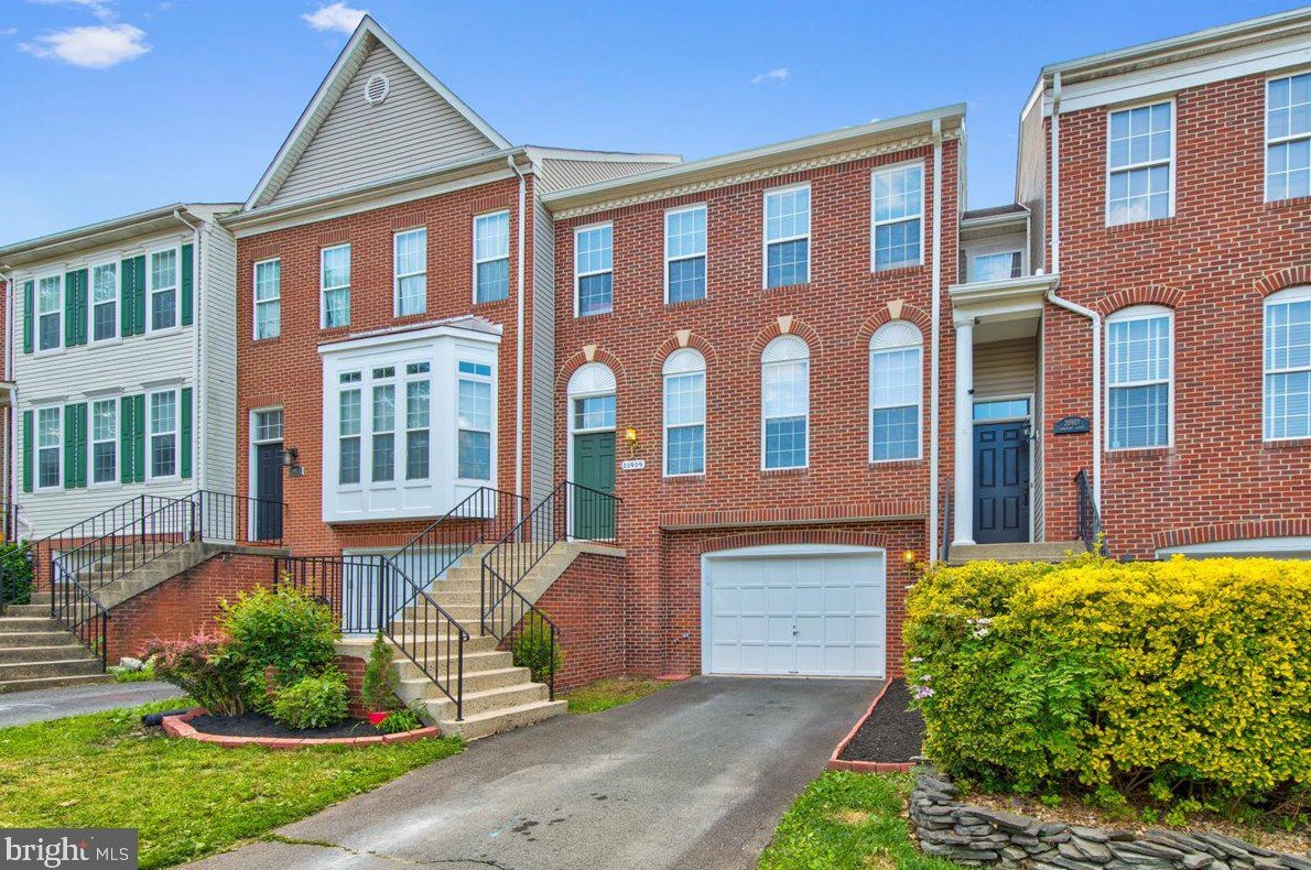 20909 Sandstone Sq, Dulles, VA 20165-7221