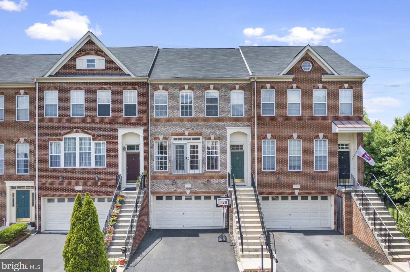41837 Cinnabar Sq, Stone Ridge, VA 20105-3021