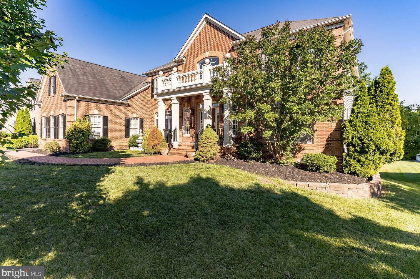 25723 Donerails Chase Dr, Fairfax, VA 20152-6328