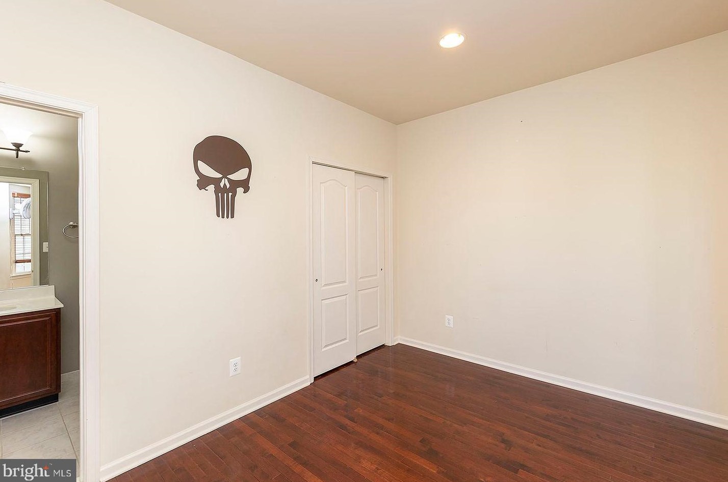 43088 Addlestone Pl, Ashburn, VA 20148-6809