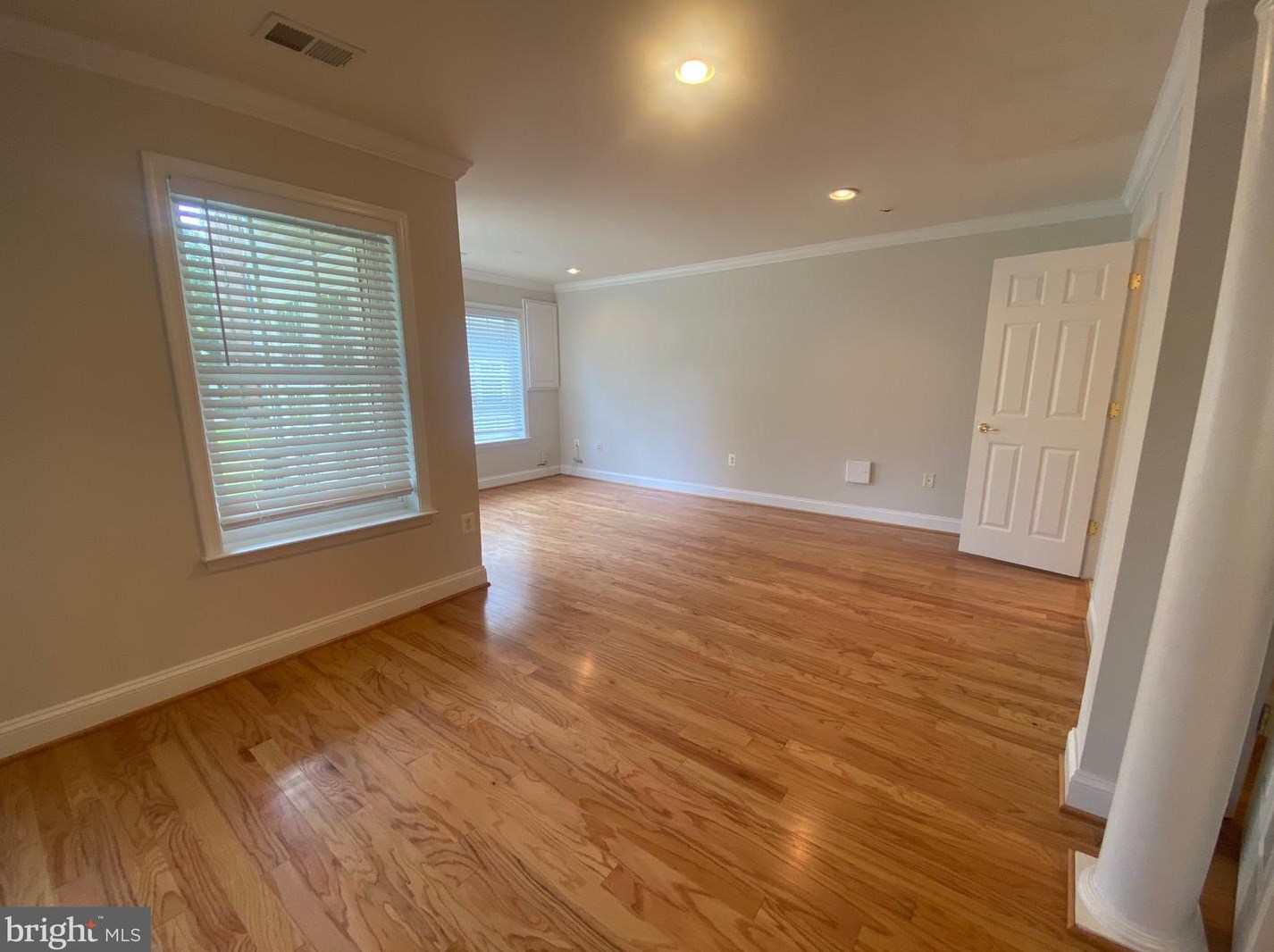 47581 Royal Burnham Ter, Dulles, VA 20165