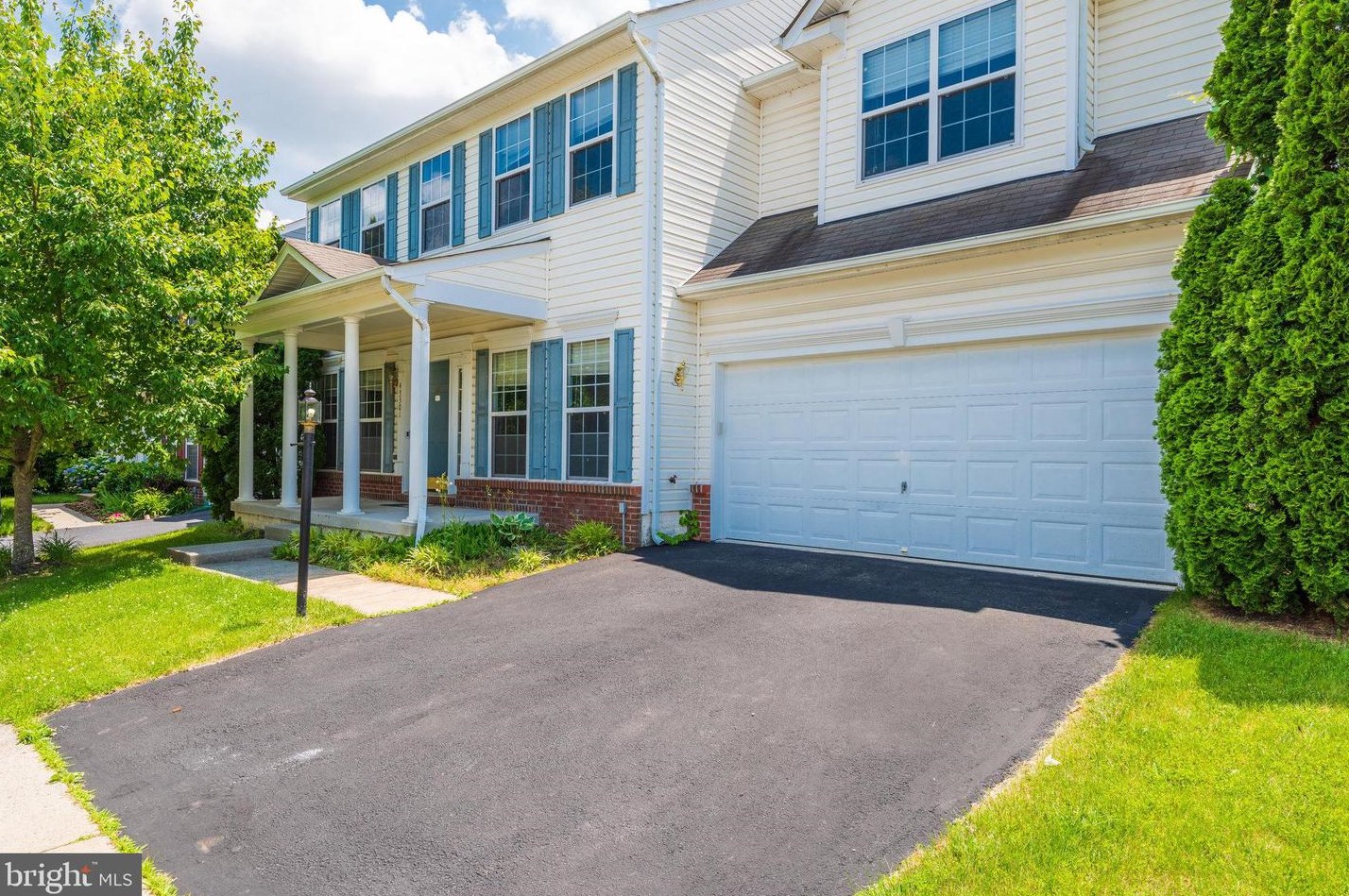 43301 Markham Pl, Ashburn, VA 20147-4598