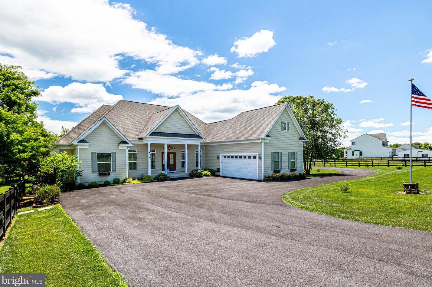 40727 Lovettsville Rd, Lovettsville, VA 20180