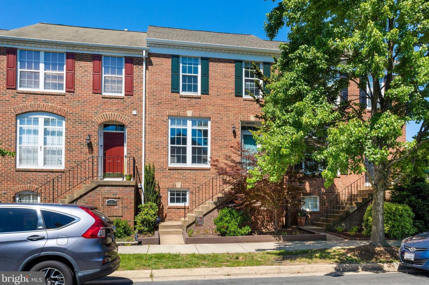 20393 Charter Oak Dr, Ashburn, VA 20147-3645
