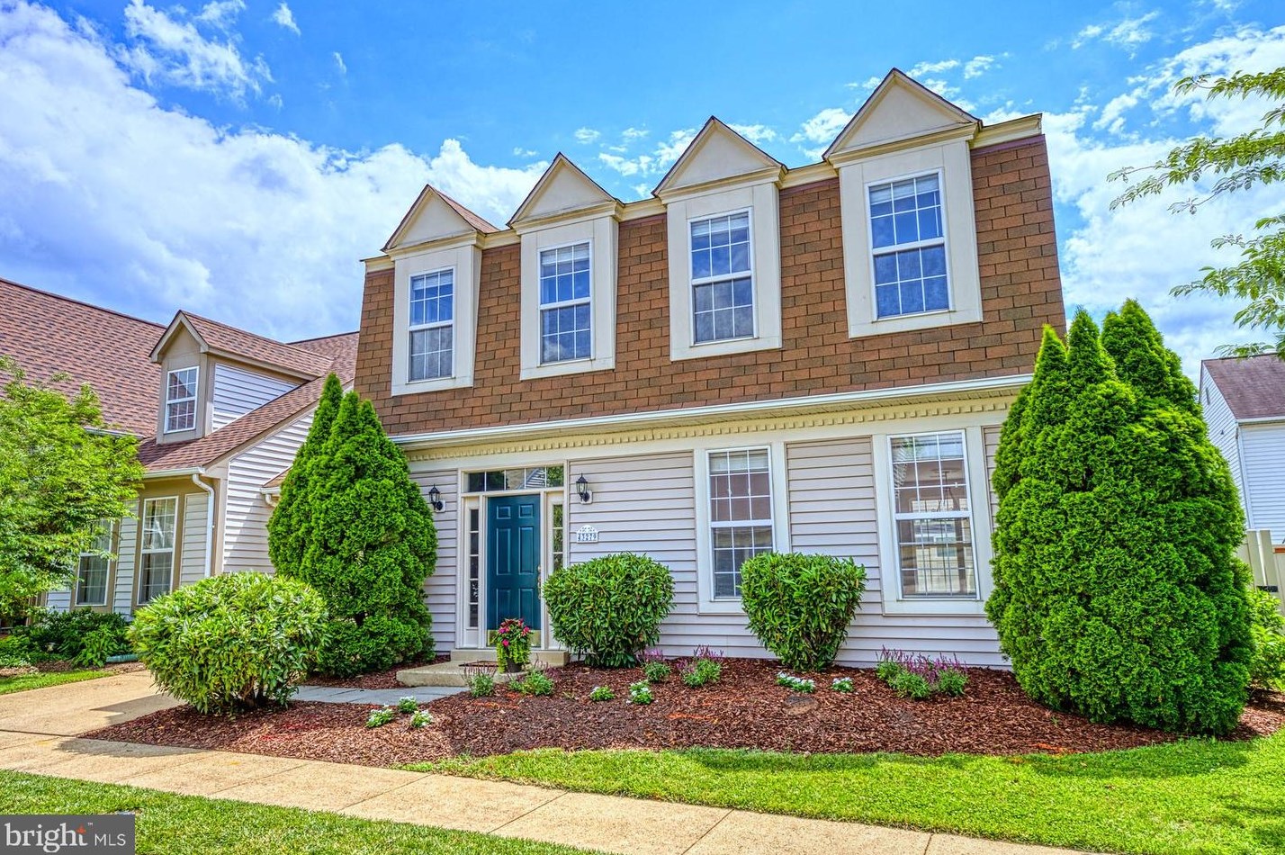 43279 Rush Run Ter, Ashburn, VA 20147-3746