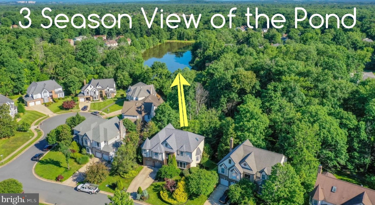 67 Rutherford Cir, Dulles, VA 20165