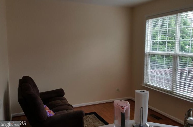 22484 Maison Carree Sq, Ashburn, VA 20148