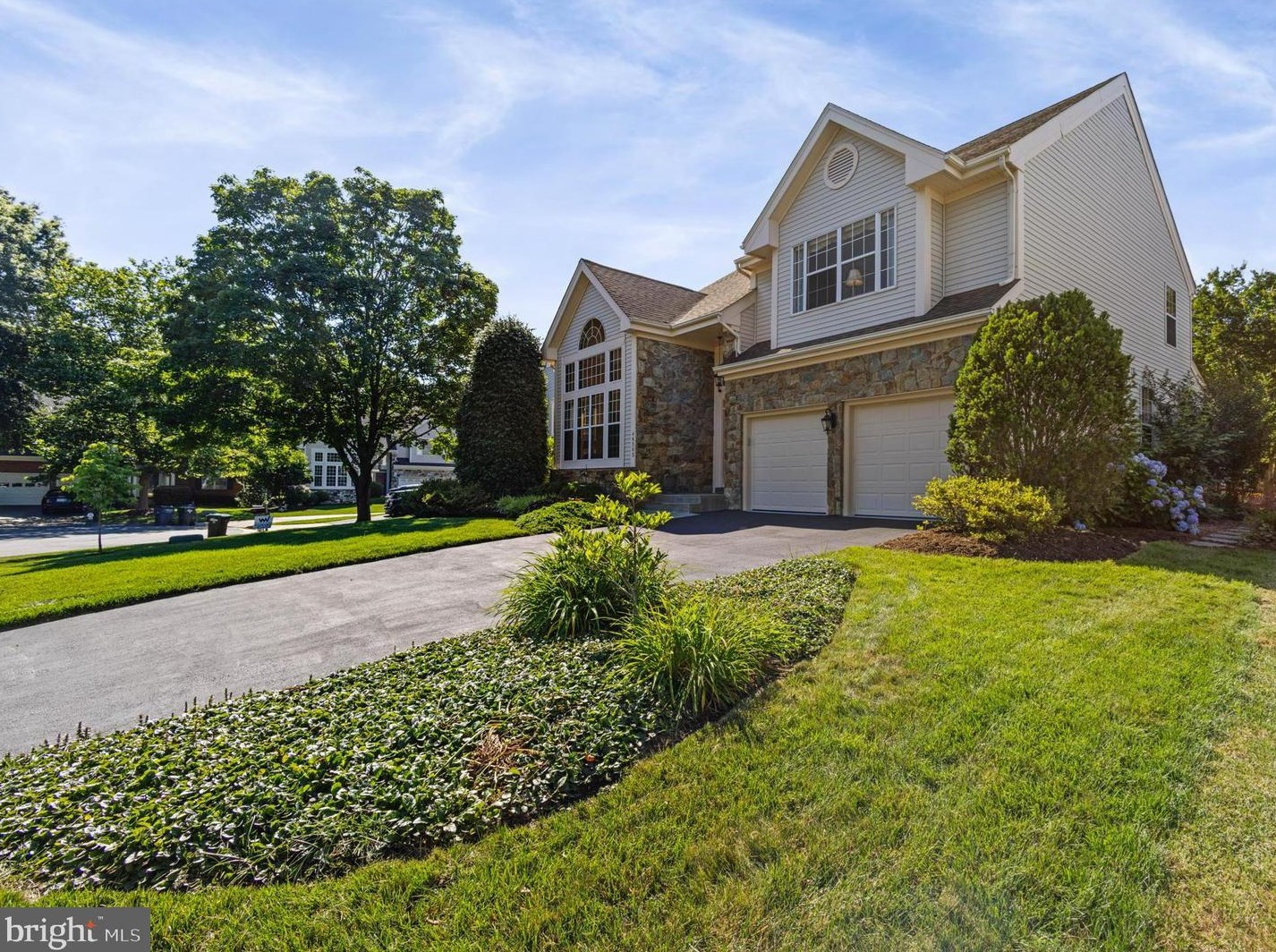 46583 Hollymead Pl, Dulles, VA 20165-6419