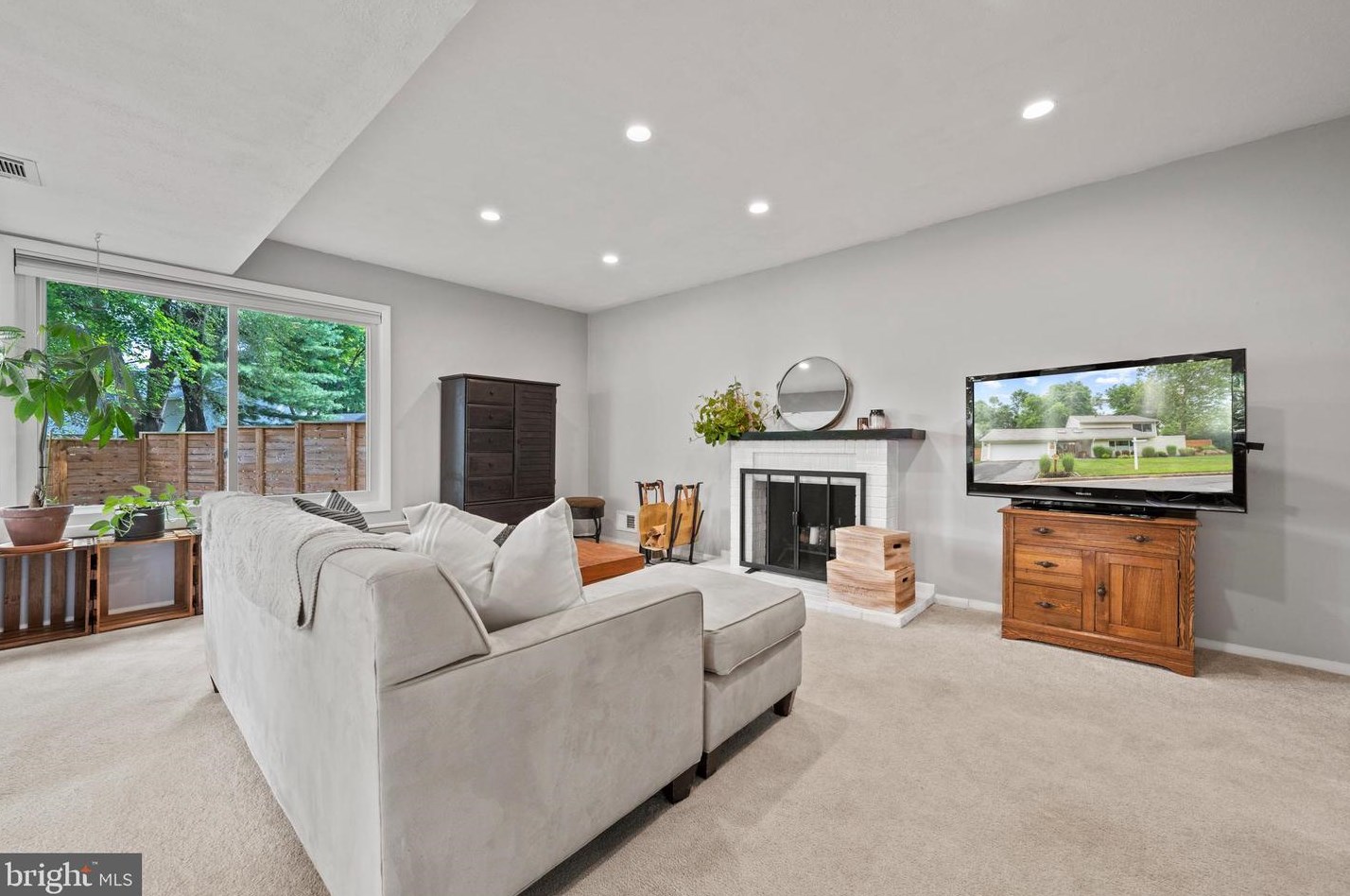 3 Cheval Ct, Dulles VA 20164-1110 exterior