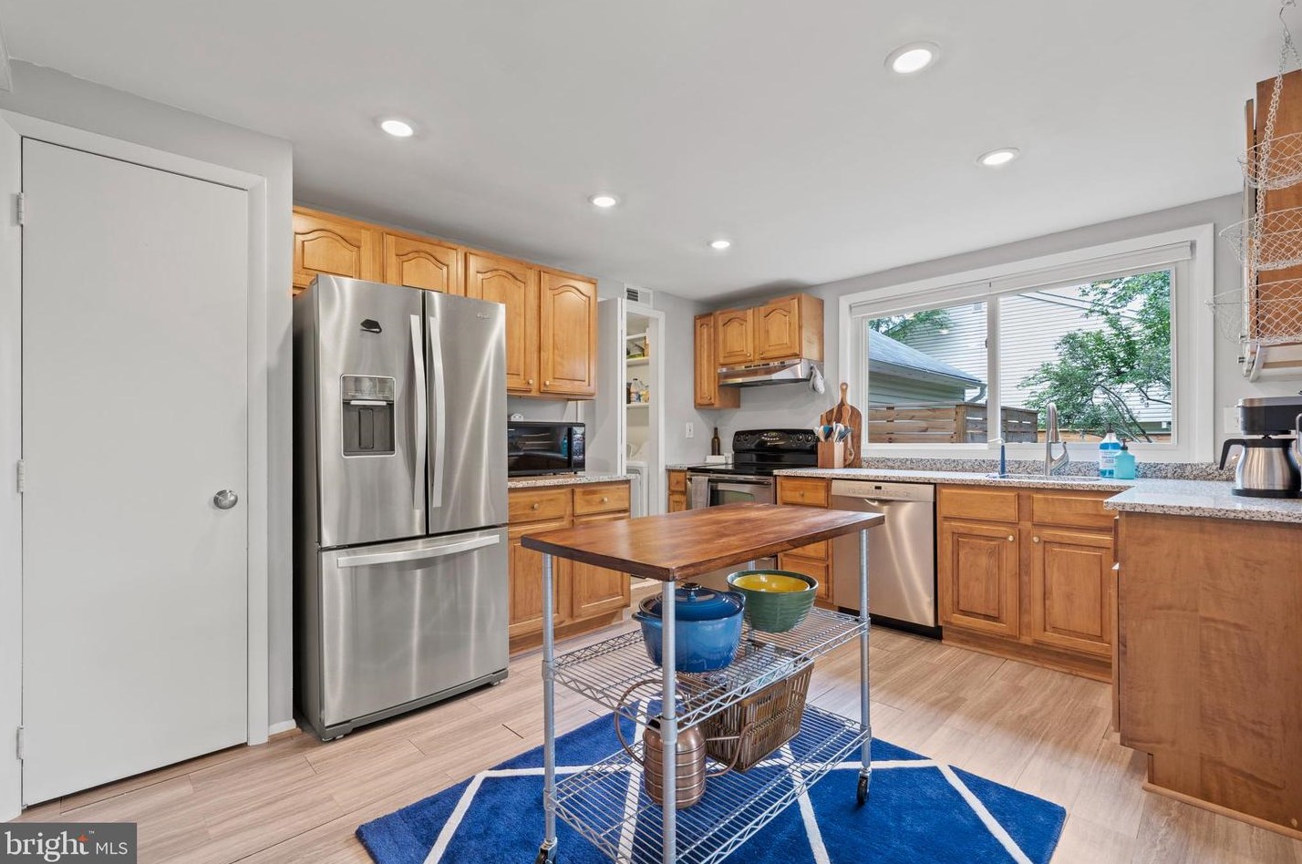 3 Cheval Ct, Dulles VA 20164-1110 exterior