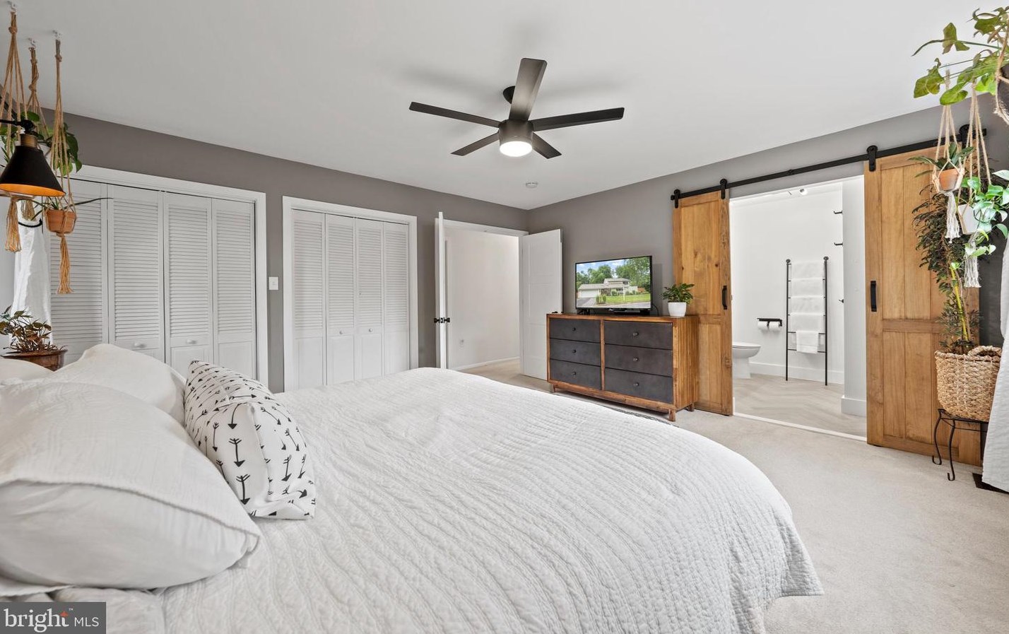 3 Cheval Ct, Dulles VA 20164-1110 exterior