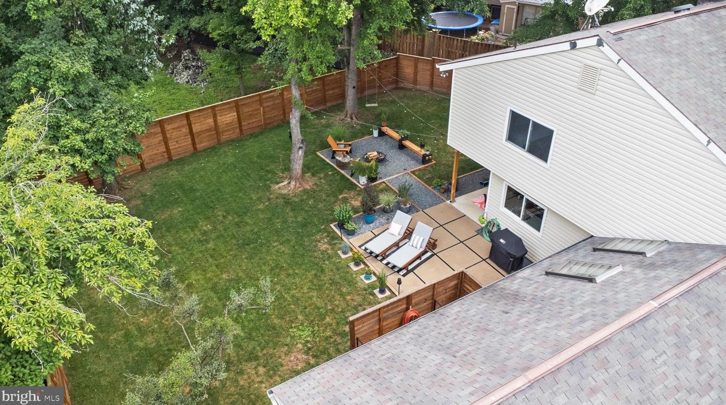 3 Cheval Ct, Dulles VA 20164-1110 exterior