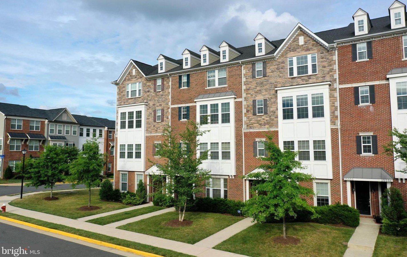 25548 Casale Ter, Fairfax, VA 20152-6115