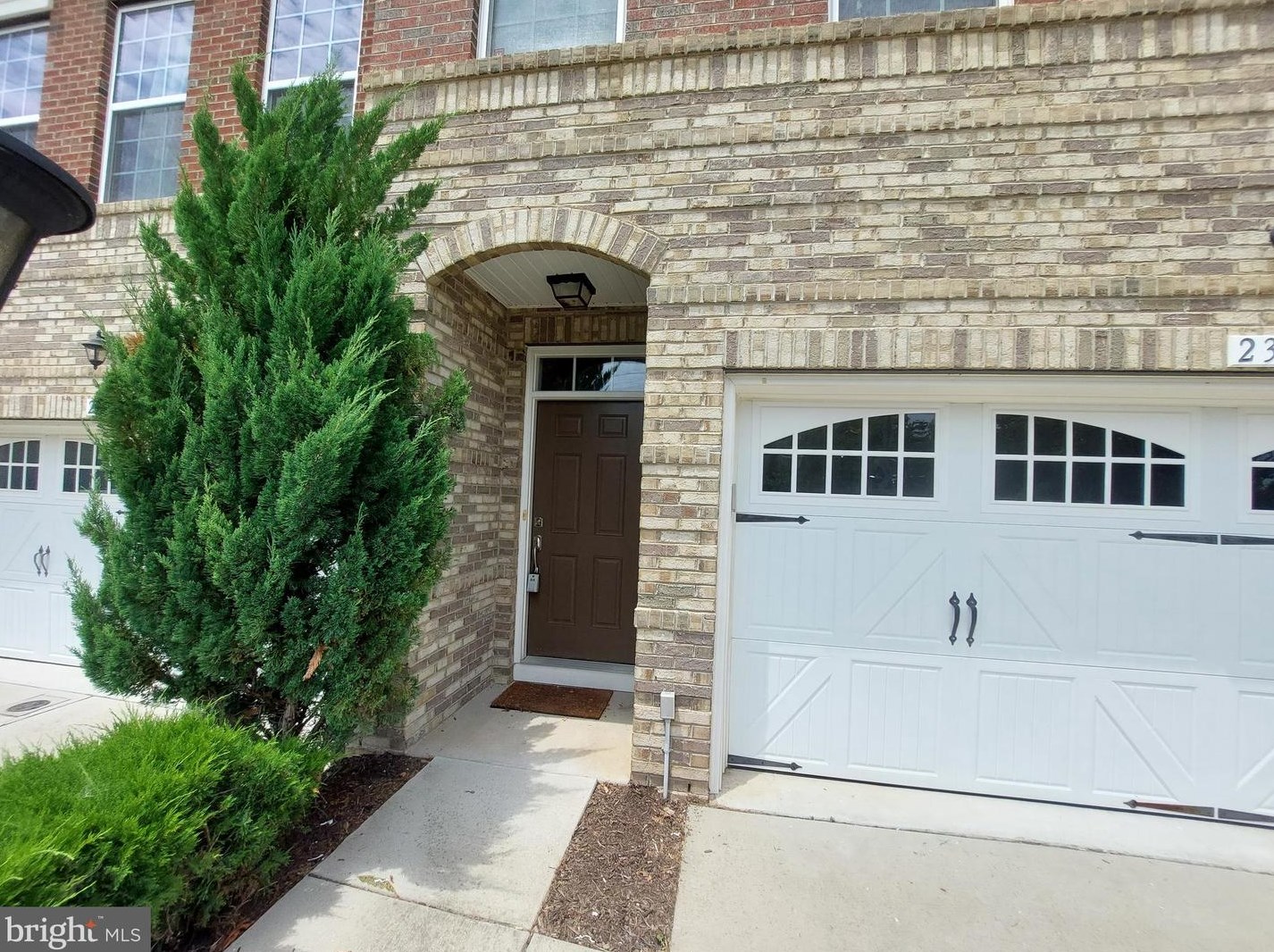 23195 Tradewind Dr, Ashburn, VA 20148-5773