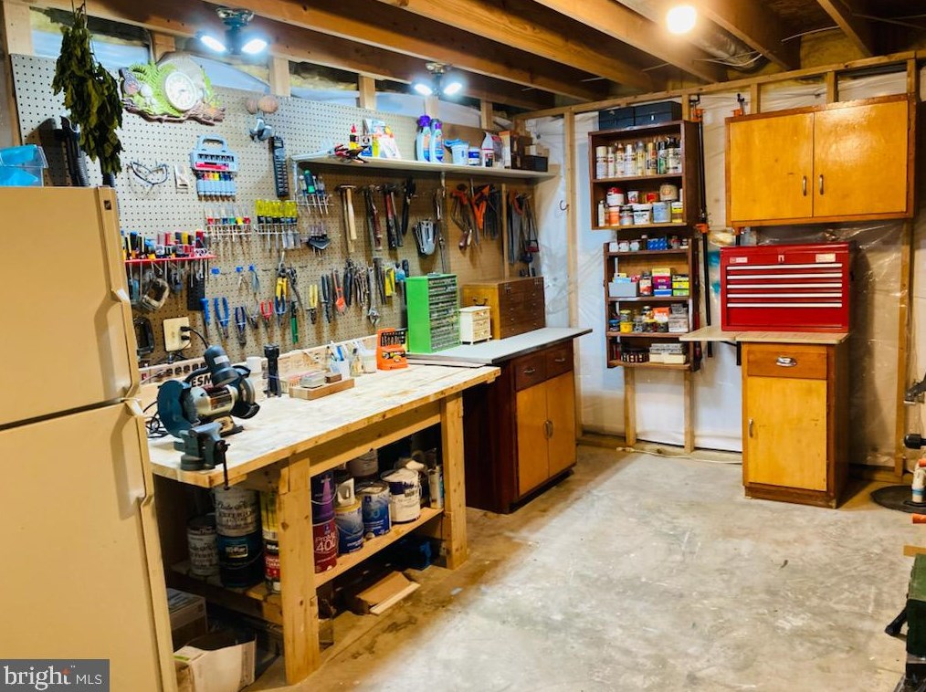 47728 League Ct, Dulles VA  20165-7416 exterior