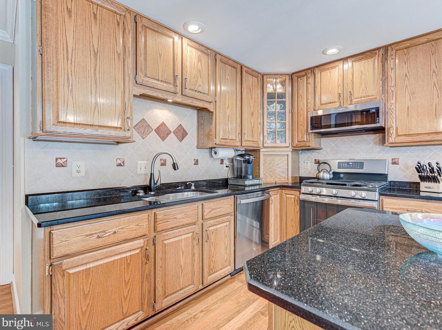 47728 League Ct, Dulles VA  20165-7416 exterior