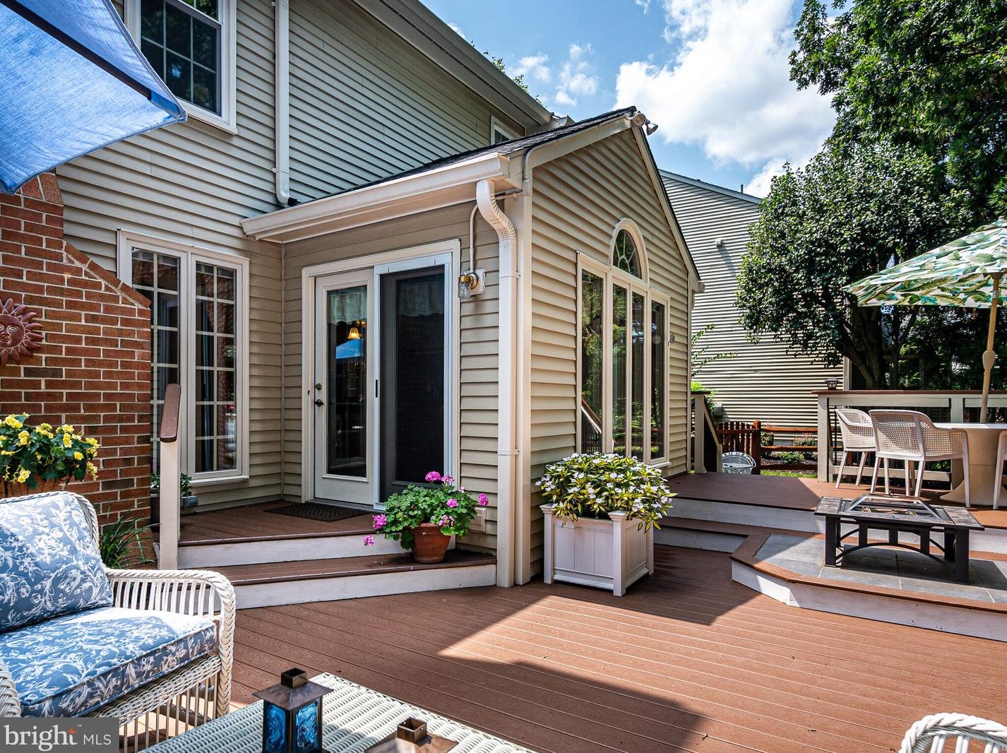 47728 League Ct, Dulles VA  20165-7416 exterior