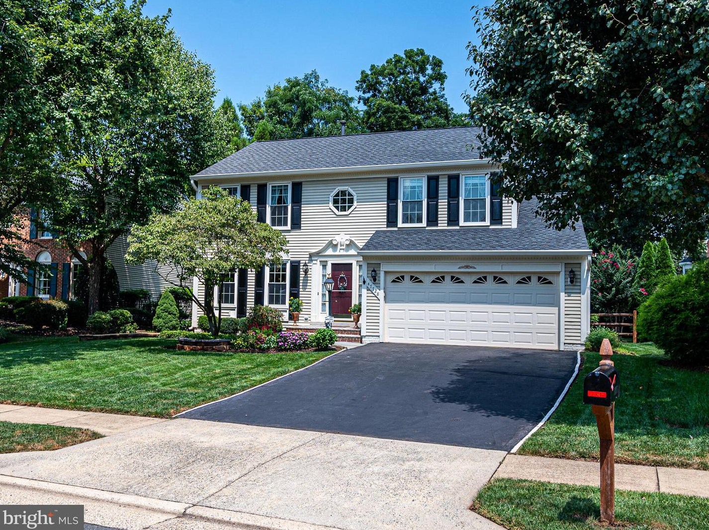 47728 League Ct, Dulles VA  20165-7416 exterior