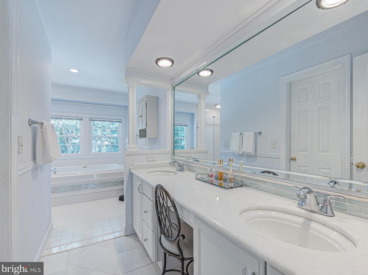 47728 League Ct, Dulles VA  20165-7416 exterior