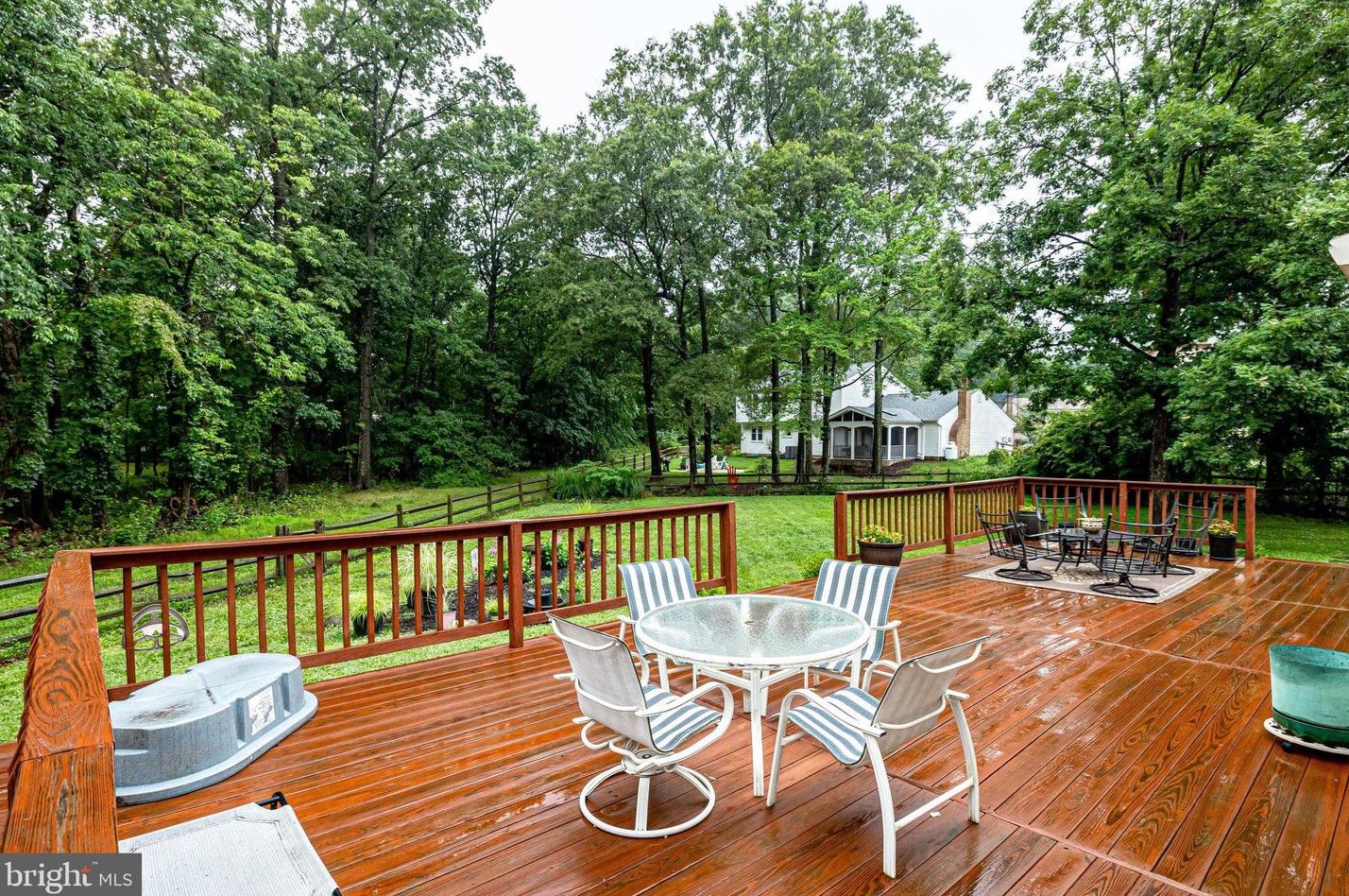 35 Pomegranate Ct, Dulles, VA 20164-2128