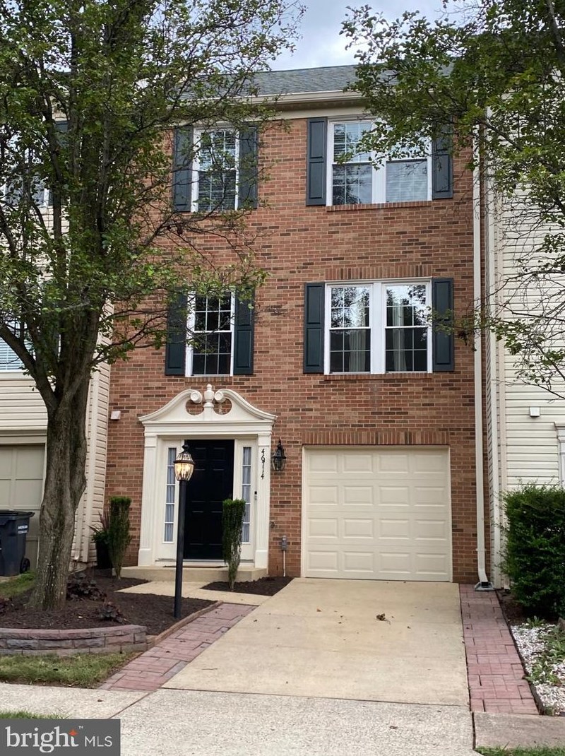 46714 Cavendish Sq, Dulles, VA 20165-4327