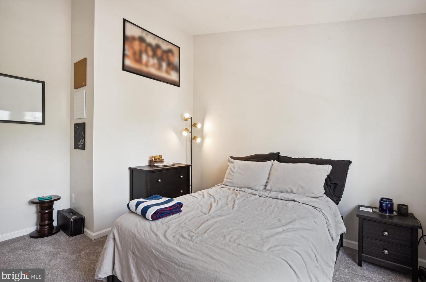 46714 Cavendish Sq, Dulles VA  20165-4327 exterior