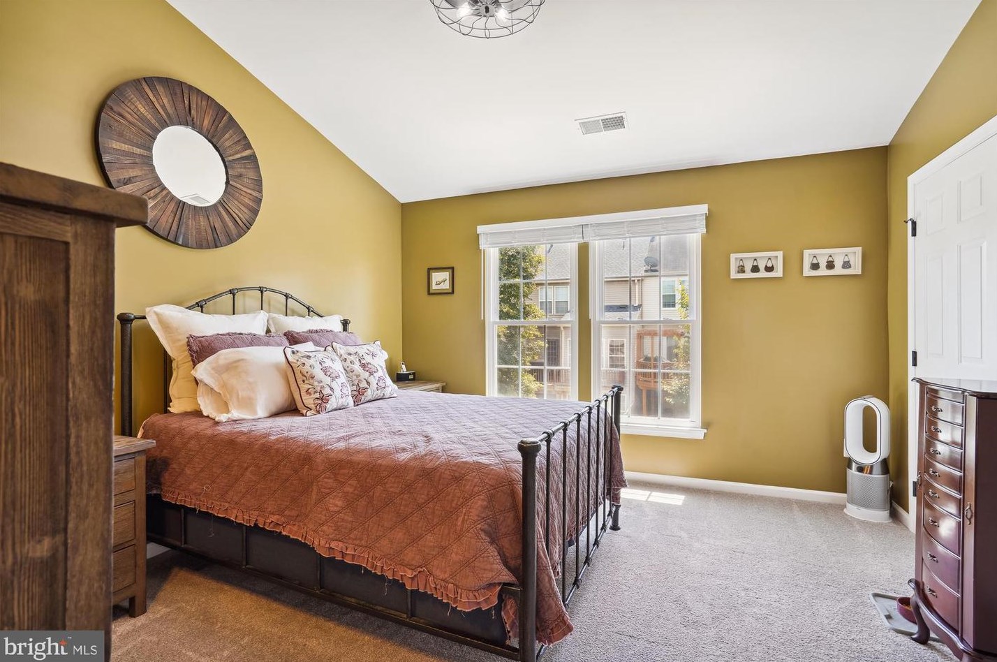 46714 Cavendish Sq, Dulles VA  20165-4327 exterior