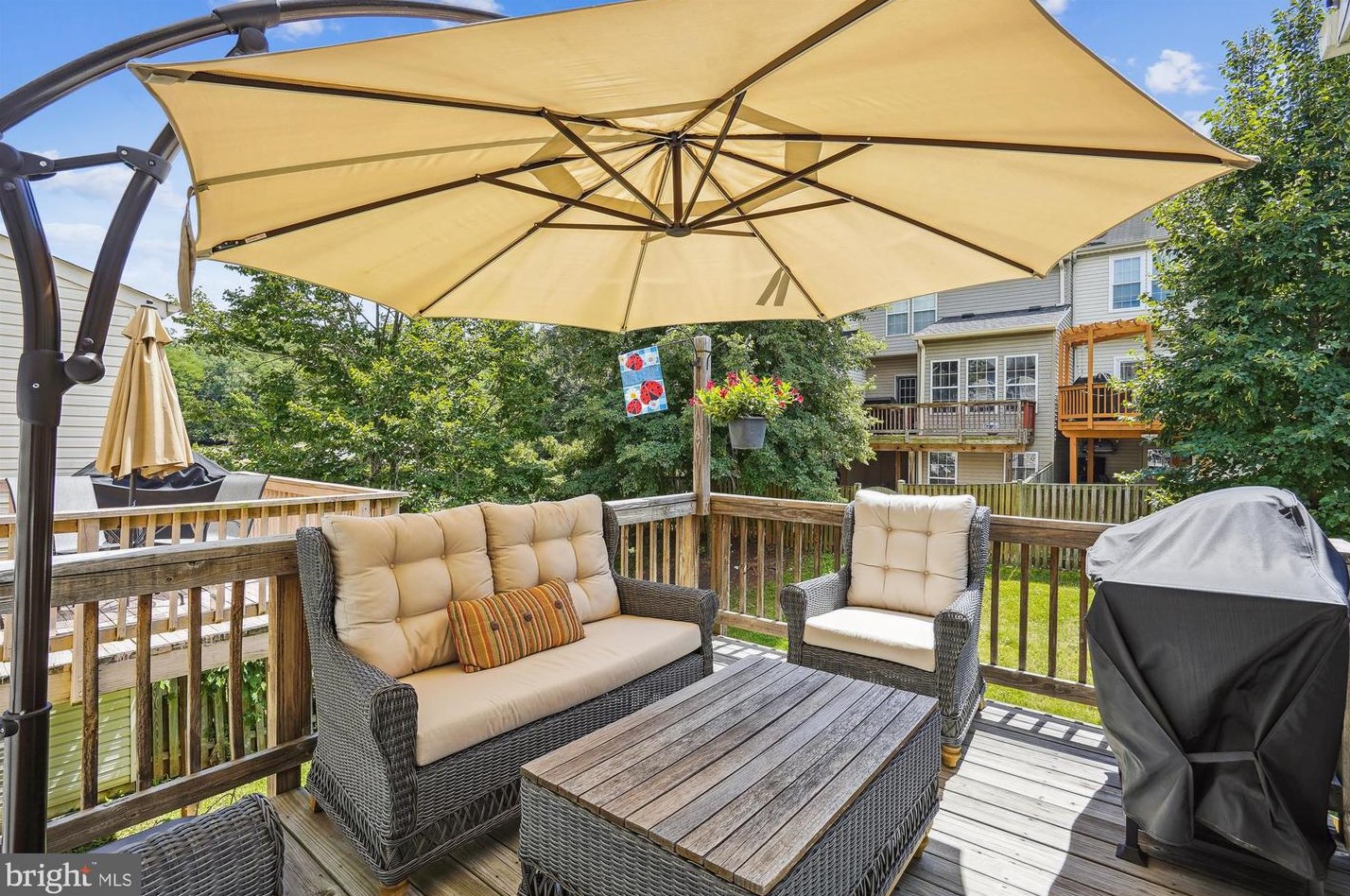 46714 Cavendish Sq, Dulles VA  20165-4327 exterior