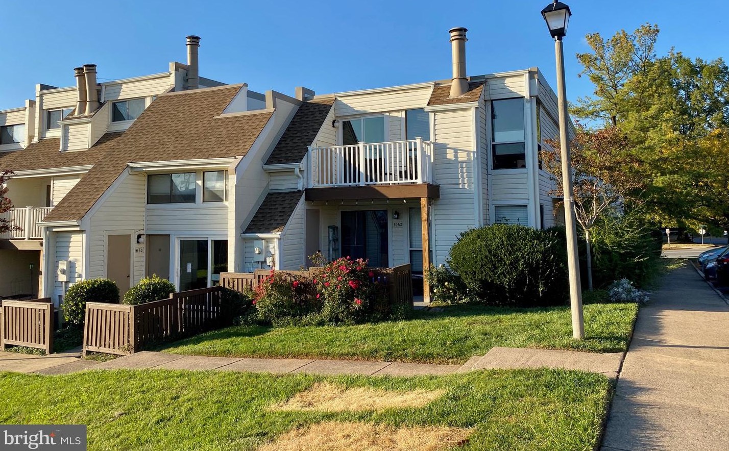 1060 Norwood Ct, Dulles, VA 20164-4908