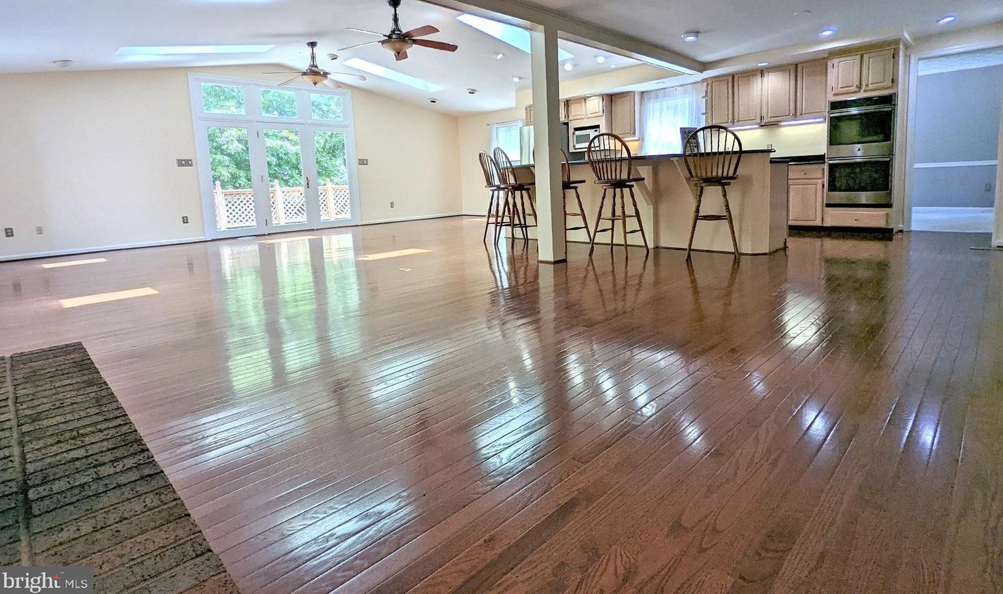 120 Tamarack Ct, Dulles, VA 20164-2844