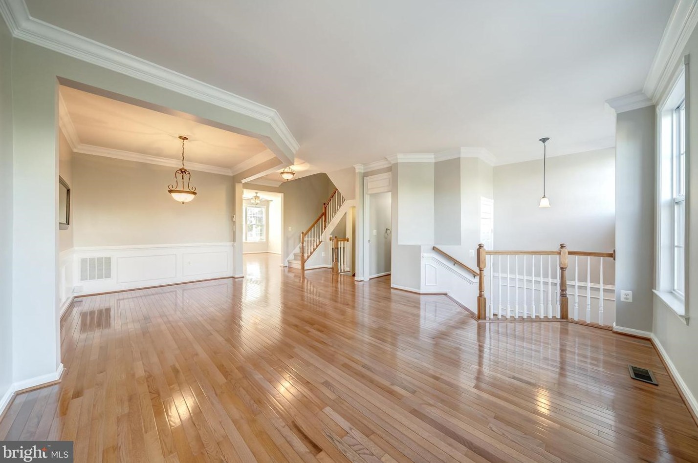 43150 Shadow Ter, Leesburg, VA 20176