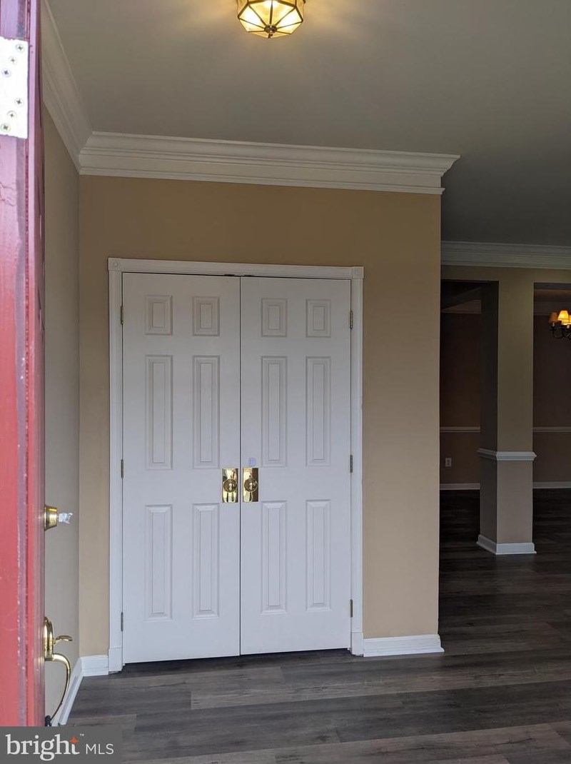 22609 Welborne Manor Sq, Ashburn, VA 20148