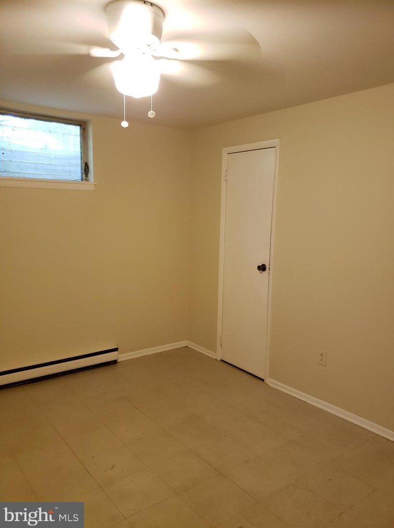226 Maple St, Middleburg, VA 20117