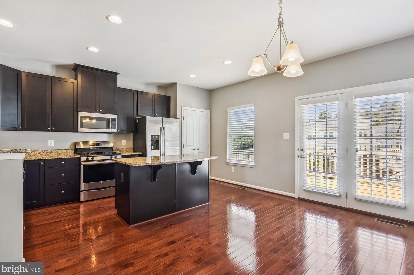 22849 Chestnut Oak Ter, Dulles VA  20166-4464 exterior