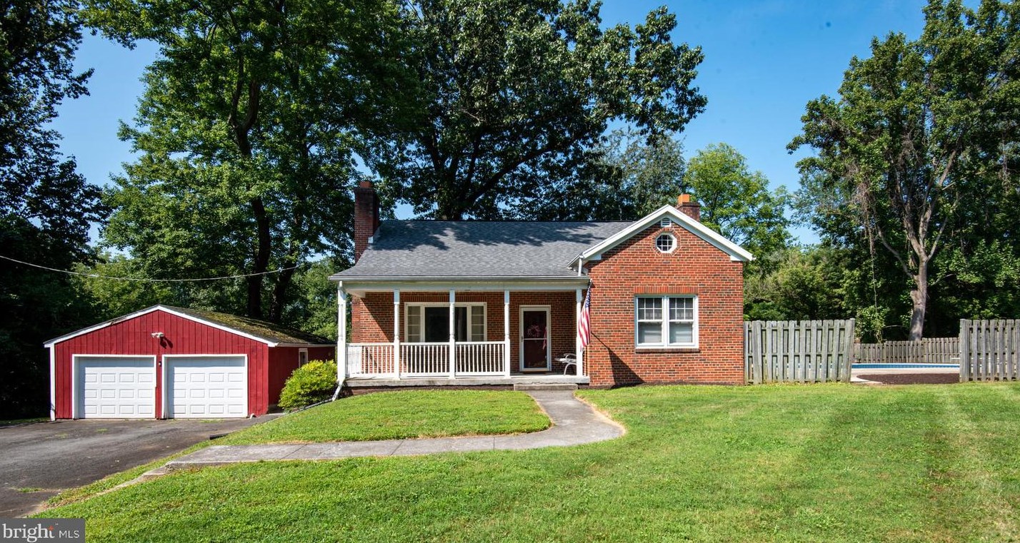 11273 Harpers Ferry Rd, Purcellville, VA 20132