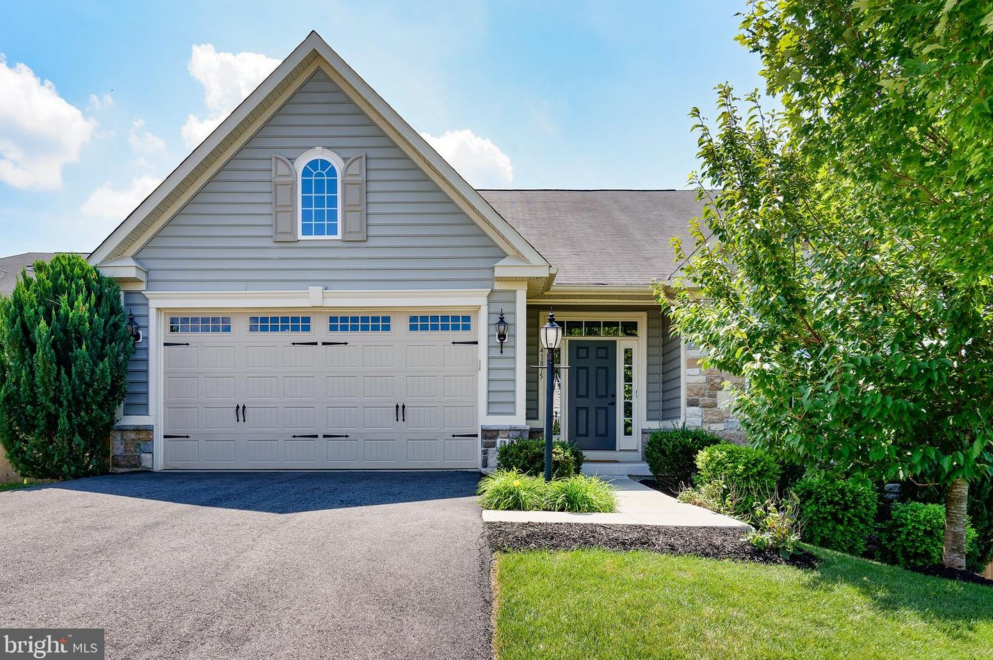 41875 Oatlands Point Ct, Stone Ridge, VA 20105-5824