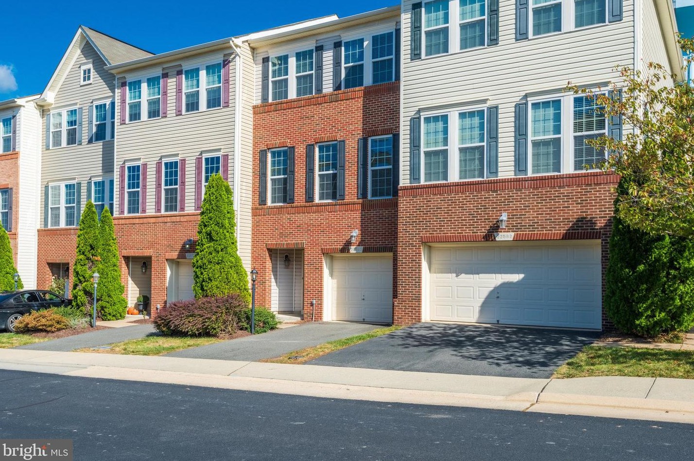 22580 Highcroft Ter, Ashburn, VA 20148